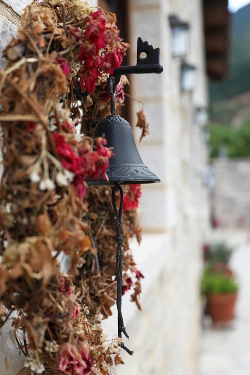 Kalesménon Guesthouse Amalia מראה חיצוני תמונה