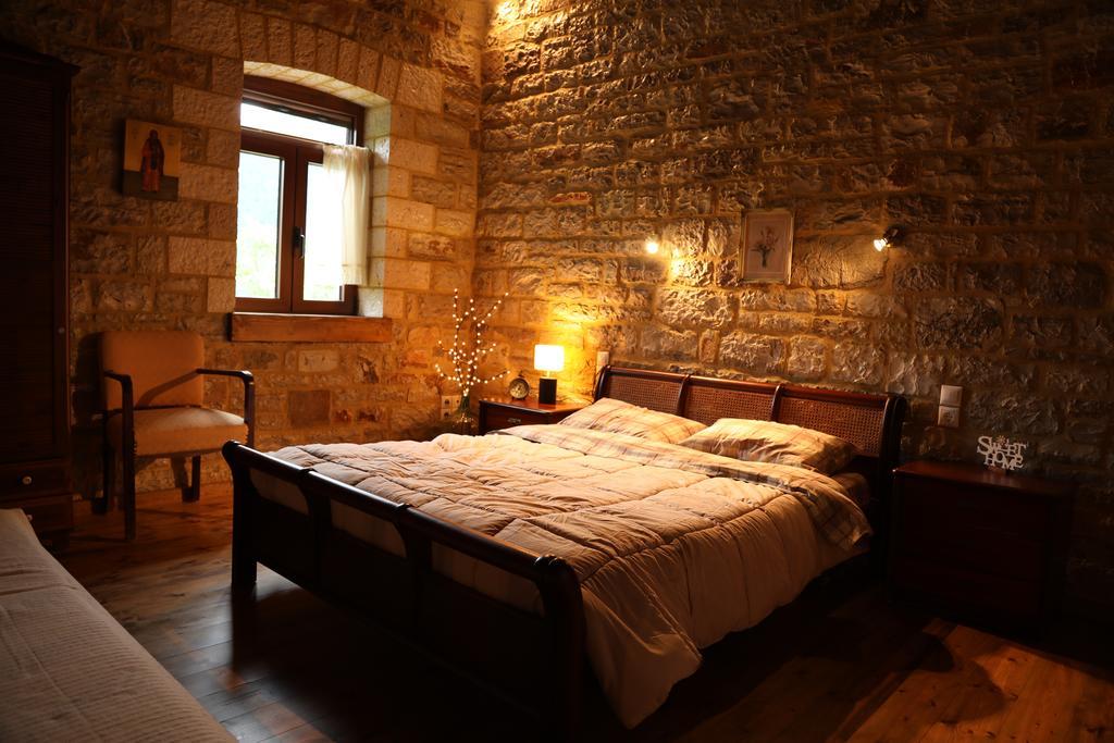 Kalesménon Guesthouse Amalia מראה חיצוני תמונה