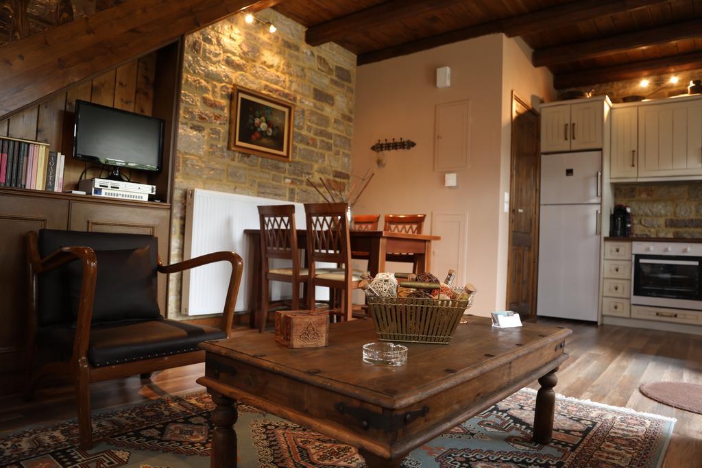 Kalesménon Guesthouse Amalia מראה חיצוני תמונה