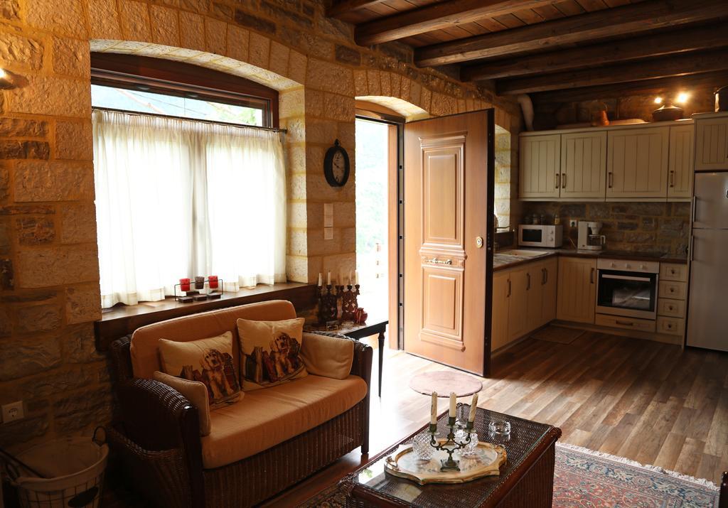 Kalesménon Guesthouse Amalia מראה חיצוני תמונה