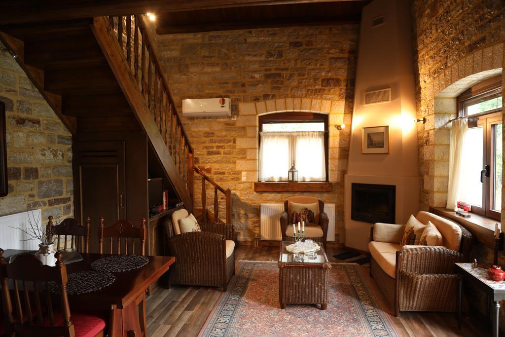 Kalesménon Guesthouse Amalia מראה חיצוני תמונה