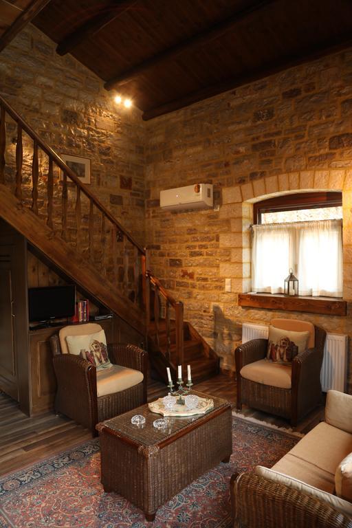 Kalesménon Guesthouse Amalia מראה חיצוני תמונה